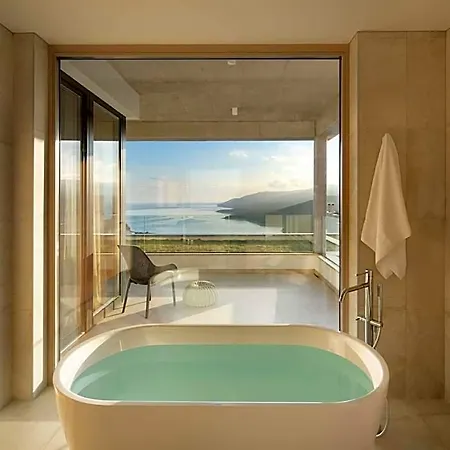 Hotel With Pool In 3*