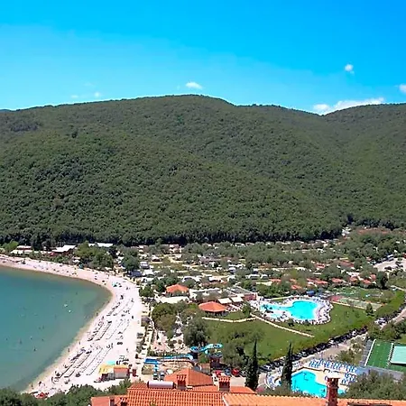 With Pool In 3* Rabac