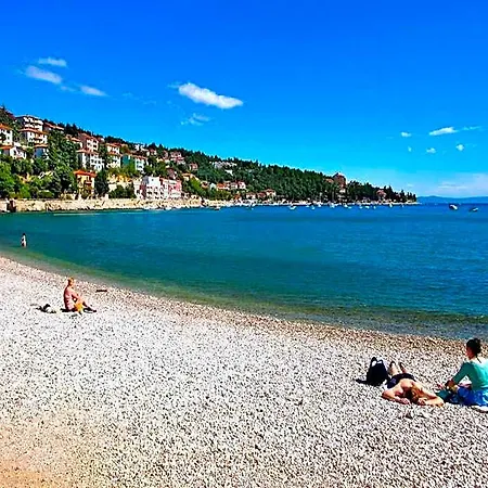 With Pool In 3* Rabac